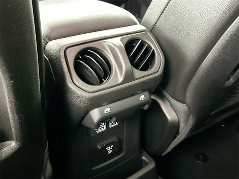 Used 2021 Jeep Wrangler Unlimited Rubicon 4xe w/ Steel Bumper Group image 23