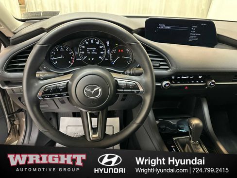 Used 2024 MAZDA MAZDA3 s image 18