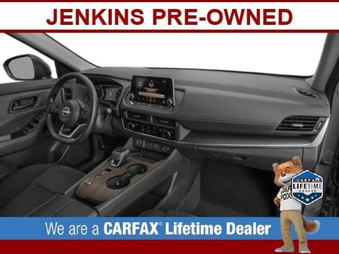 Used 2023 Nissan Rogue S image 18