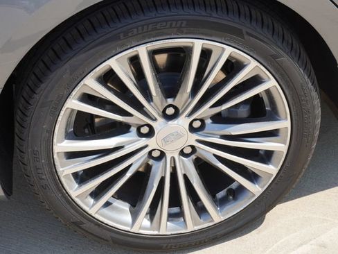 Used 2020 Cadillac CT4 Premium Luxury RWD image 11