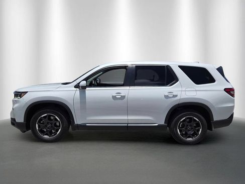 Certified 2025 Honda Pilot EX-L image 6