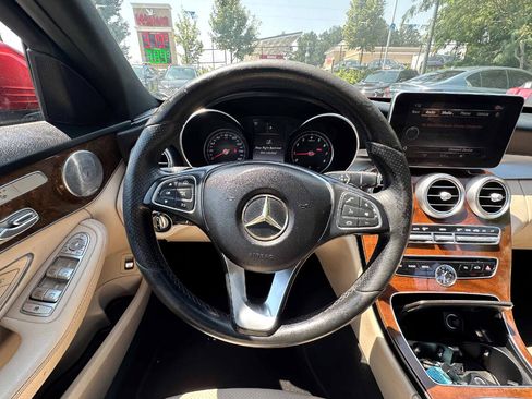 Used 2018 Mercedes-Benz C 300 4MATIC Sedan w/ Parking Assist Package image 13