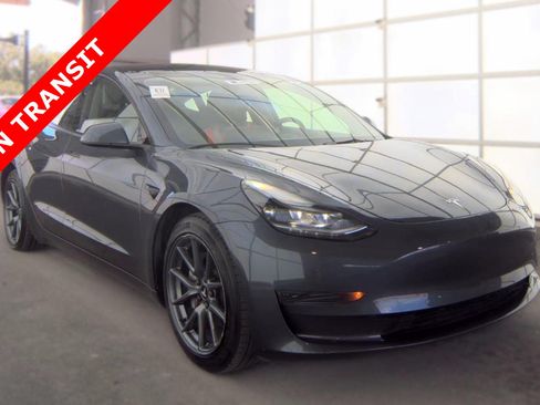Used 2023 Tesla Model 3 Standard Range RWD image 5