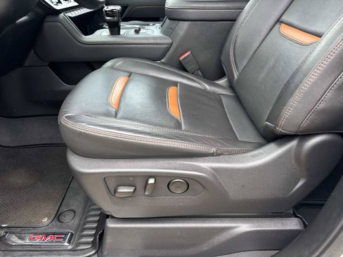 Used 2025 GMC Sierra 1500 AT4 AWD/4WD image 16