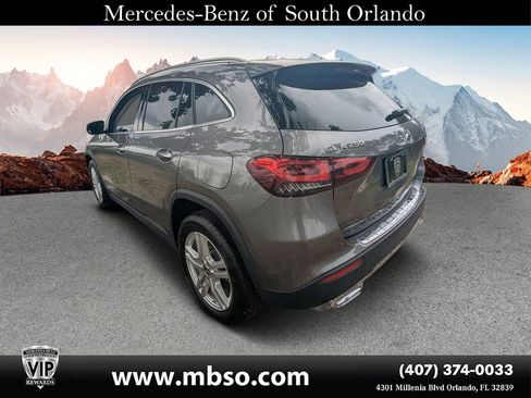 Certified 2022 Mercedes-Benz GLA 250 4MATIC w/ Premium Package Lite image 18