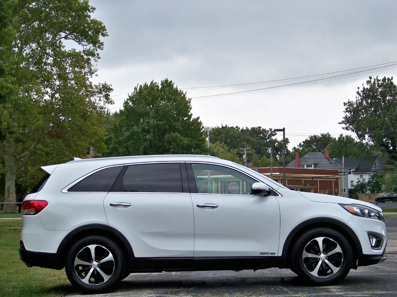 Used 2016 Kia Sorento EX AWD/4WD image 9