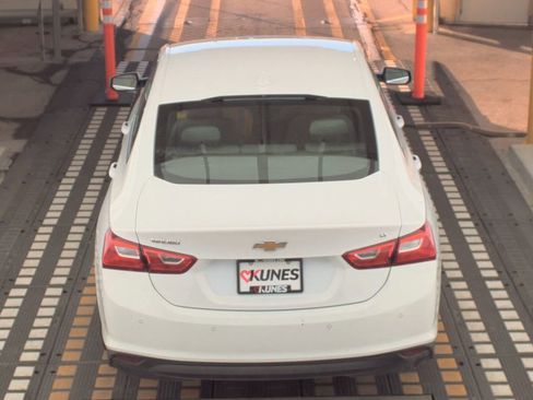 Used 2024 Chevrolet Malibu LT image 7