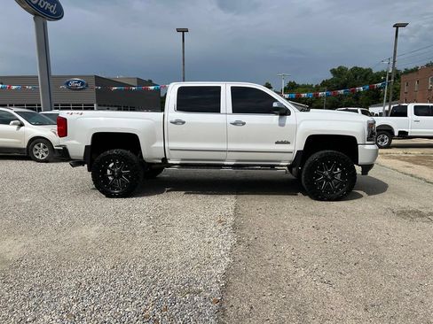 Used 2017 Chevrolet Silverado 1500 High Country AWD/4WD image 9