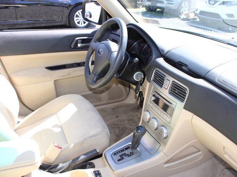 Used 2006 Subaru Forester 2.5X AWD/4WD image 12