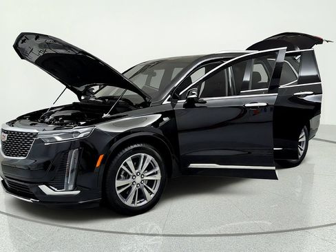 Certified 2024 Cadillac XT6 Premium Luxury w/ LPO, Floor Liner Package AWD/4WD image 9