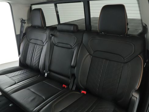 Used 2026 RAM 1500 Tungsten AWD/4WD image 6