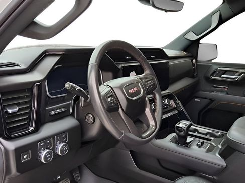 Used 2023 GMC Sierra 1500 AT4 w/ AT4 Premium Package AWD/4WD image 23