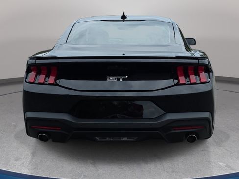 Used 2024 Ford Mustang GT RWD image 6