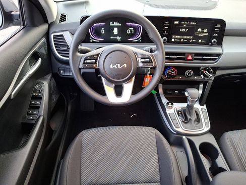 New 2026 Kia Seltos LX image 12