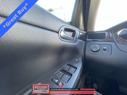 Used 2015 Chevrolet Impala LT w/ LT Sunroof Package image 15