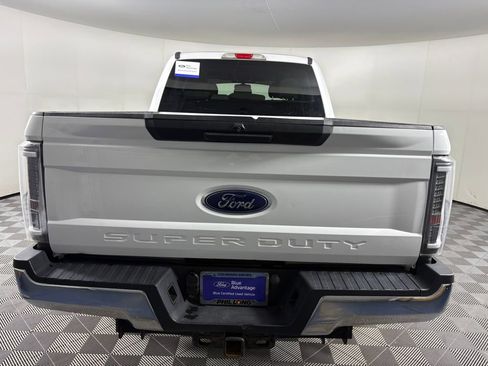 Certified 2019 Ford F250 XLT w/ Snow Plow Prep Package image 6