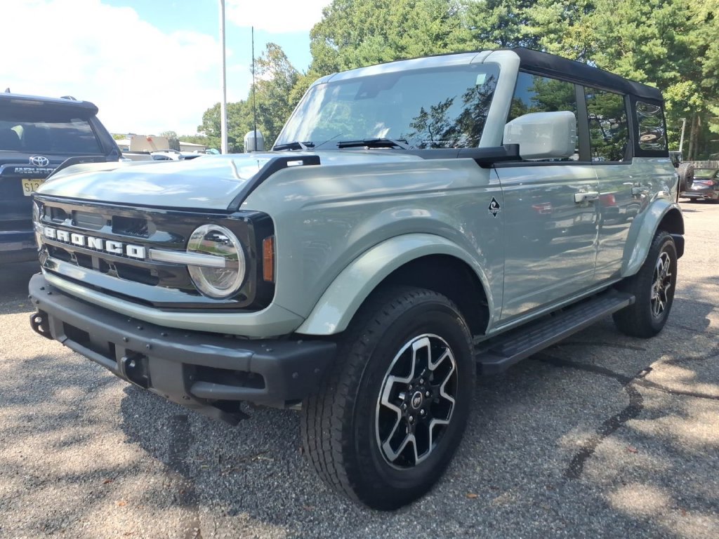 Used 2024 Ford Bronco Outer Banks AWD/4WD image 5