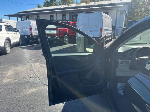 New 2026 Ford Escape Active w/ Tech Pack #1 FWD image 15