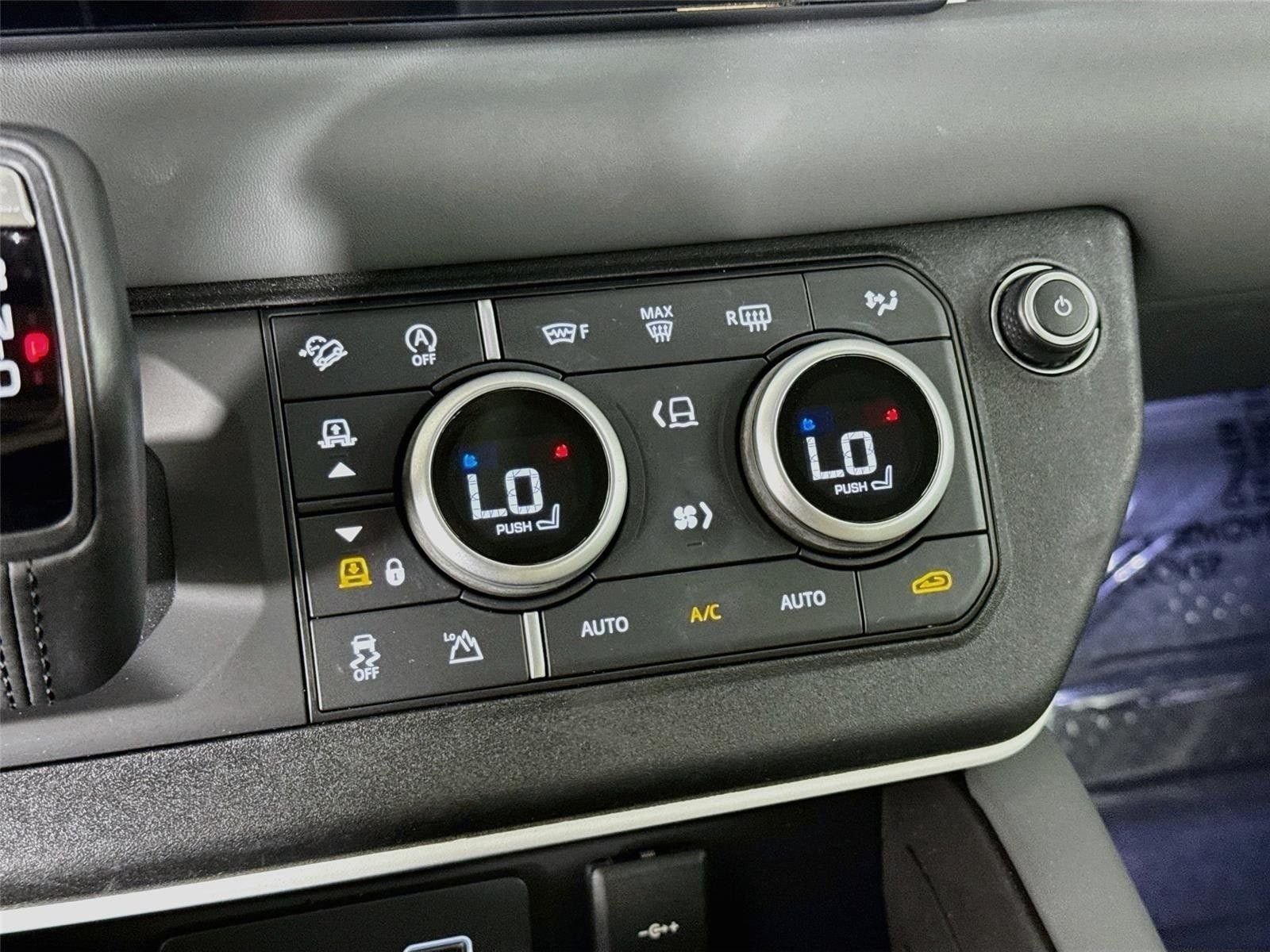 Used 2023 Land Rover Defender 110 S AWD/4WD image 19