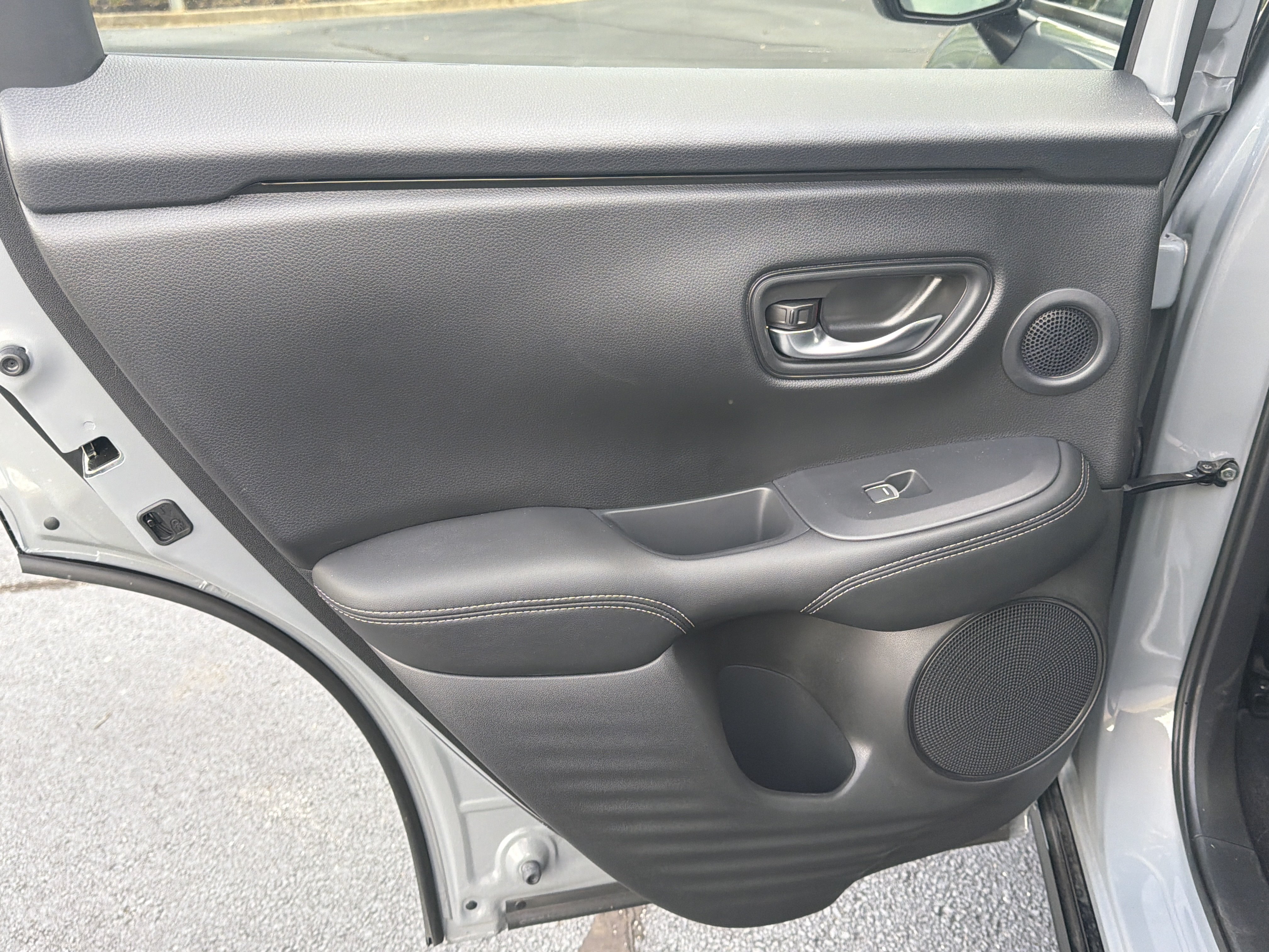 Certified 2027 Honda HR-V EX-L image 28