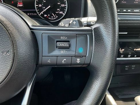 Certified 2024 Nissan Rogue SV AWD/4WD image 12