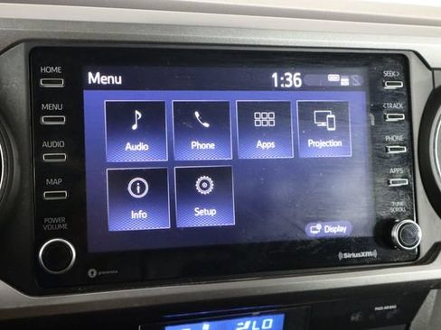 Used 2022 Toyota Tacoma SR5 w/ Technology Package RWD image 31