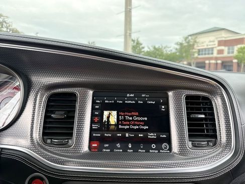 Used 2022 Dodge Charger SRT Hellcat w/ Harman/Kardon Audio Group RWD image 19
