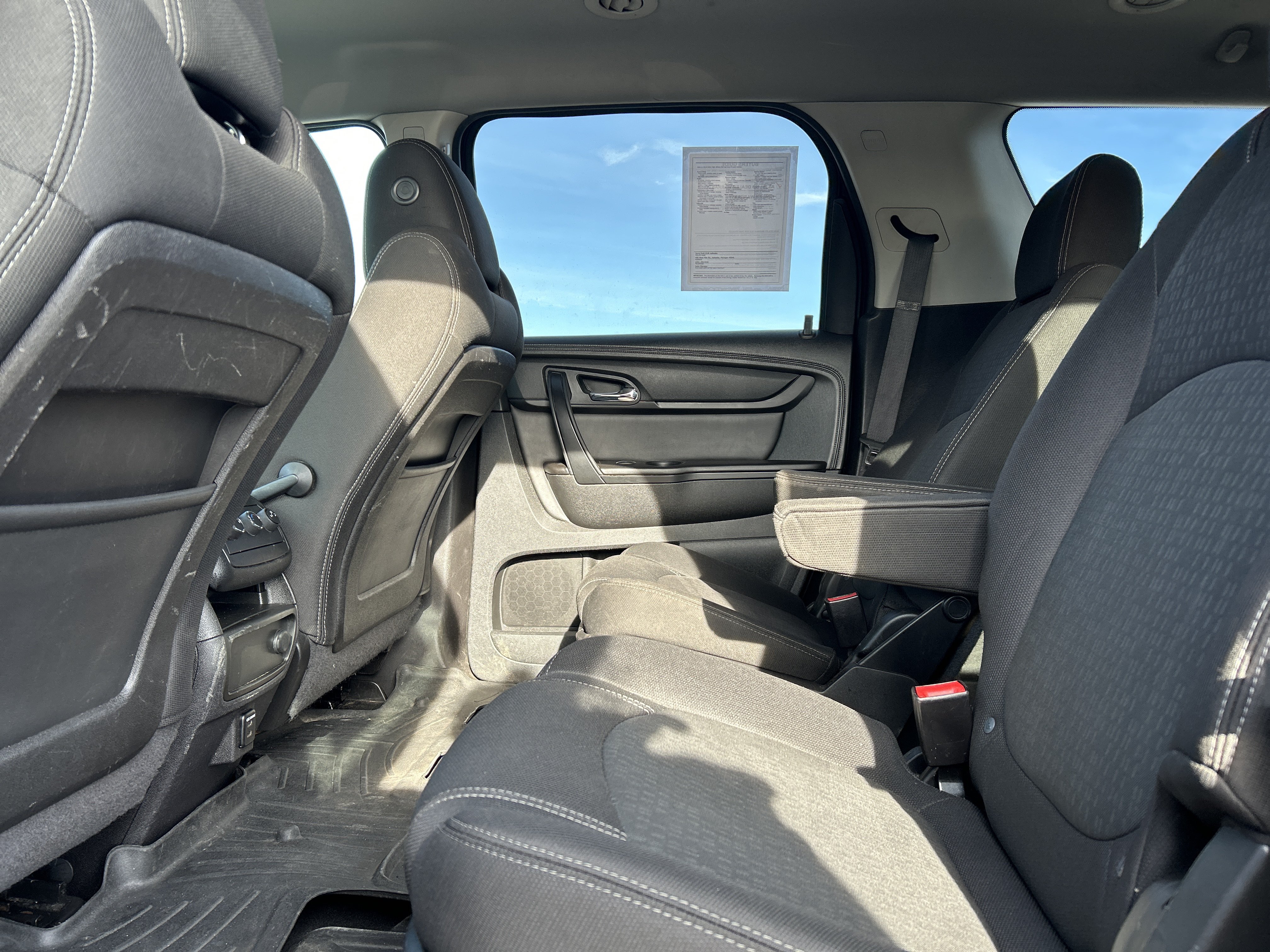 Used 2016 GMC Acadia SLE AWD/4WD image 20