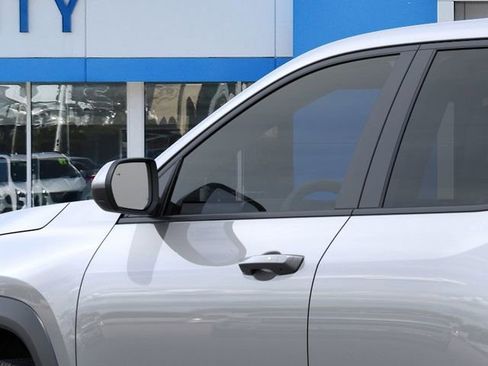 New 2026 Chevrolet Equinox LT image 13