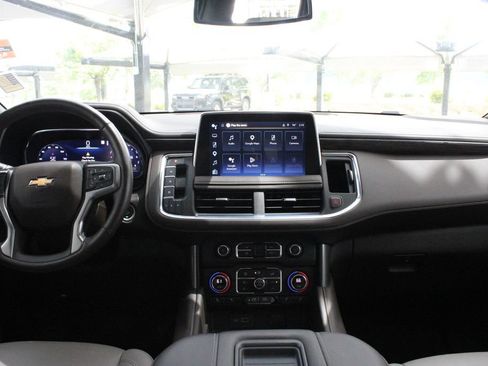 Used 2022 Chevrolet Tahoe LT w/ LT Signature Plus Package AWD/4WD image 26