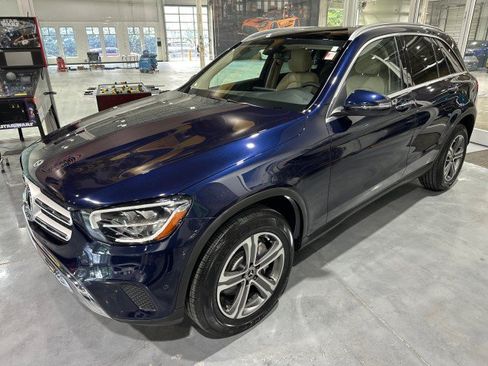 Used 2021 Mercedes-Benz GLC 300 w/ Premium Package image 10