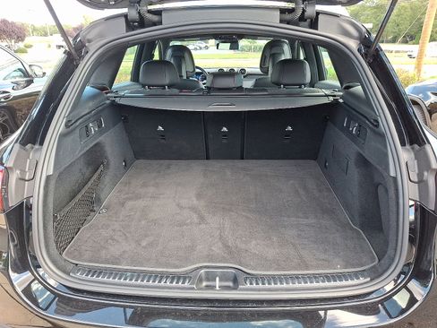 Certified 2025 Mercedes-Benz GLC 43 AMG 4MATIC image 29