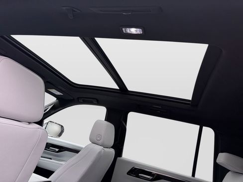 New 2026 Chevrolet Suburban Premier w/ Sun And Tow Package image 37