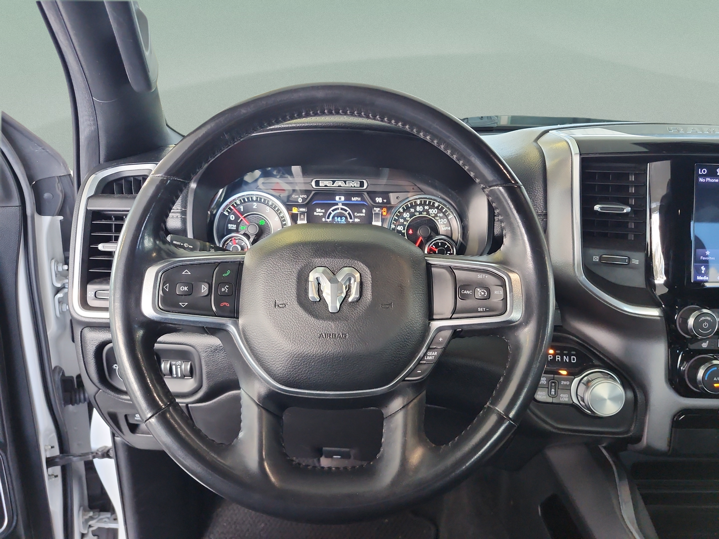 Used 2021 RAM 1500 Laramie w/ Night Edition AWD/4WD image 10