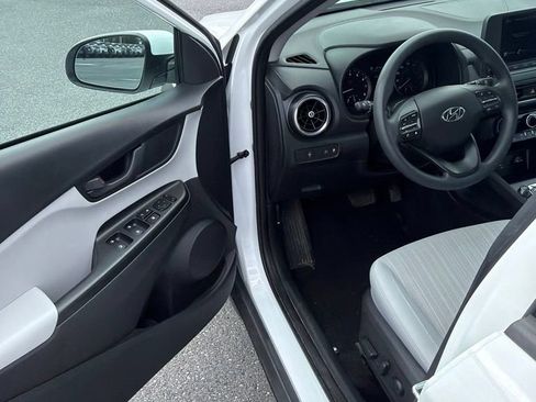 Used 2023 Hyundai Kona SEL AWD/4WD image 29