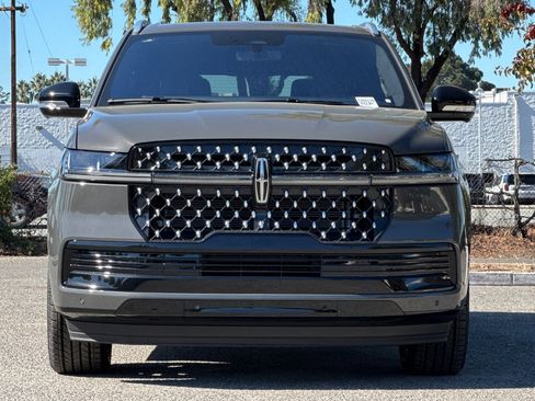New 2025 Lincoln Navigator Black Label image 3