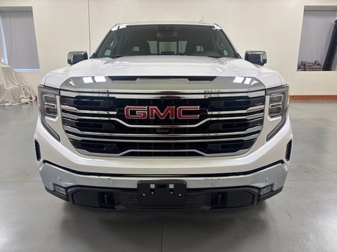 Used 2024 GMC Sierra 1500 SLT w/ SLT Premium Plus Package AWD/4WD image 3