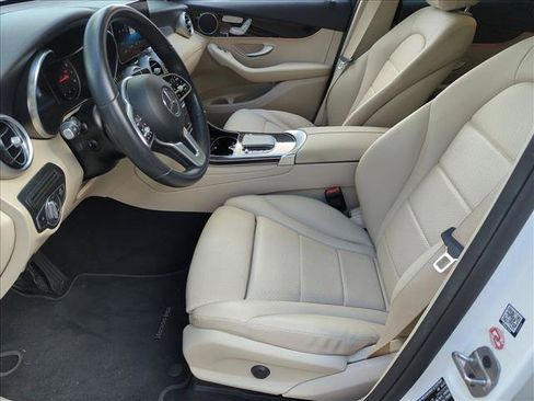 Certified 2022 Mercedes-Benz GLC 300 image 12