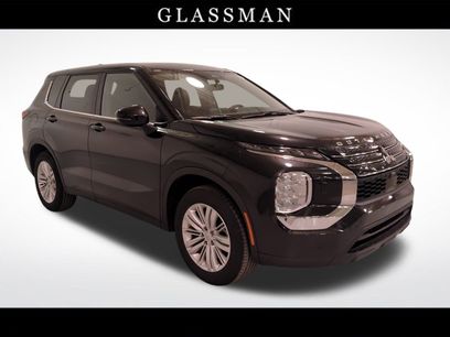Used 2024 Mitsubishi Outlander ES