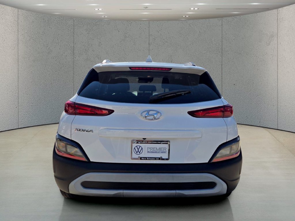 Used 2023 Hyundai Kona SEL w/ Cargo Package FWD image 4