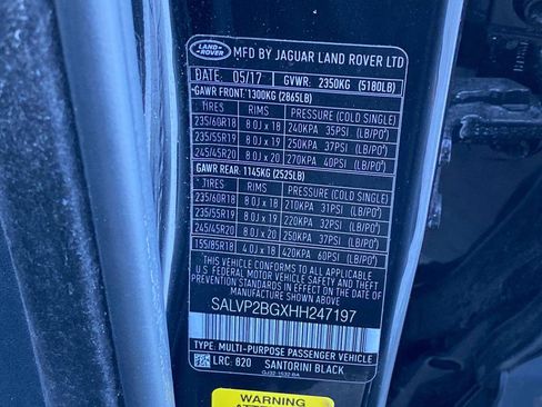 Used 2017 Land Rover Range Rover Evoque SE Premium image 17