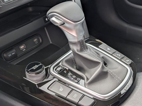 New 2026 Kia Seltos EX FWD image 8