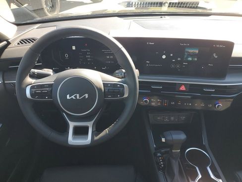 New 2026 Kia K5 EX image 17