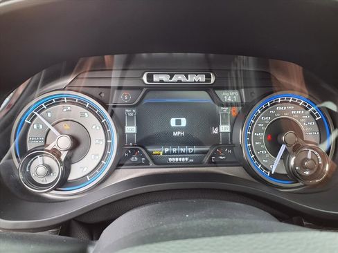 Used 2019 RAM 1500 Limited image 13