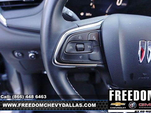 Certified 2025 Buick Encore GX Preferred FWD image 19