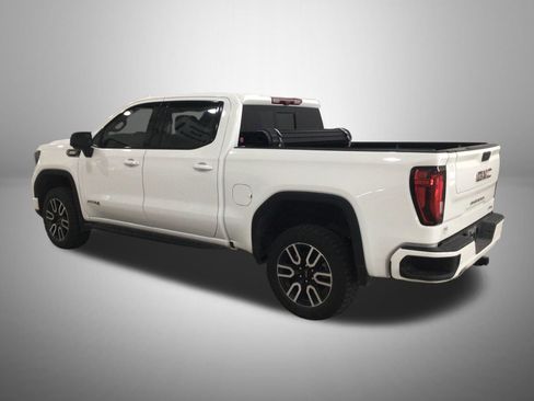 Used 2025 GMC Sierra 1500 AT4 w/ AT4 Premium Package AWD/4WD image 2