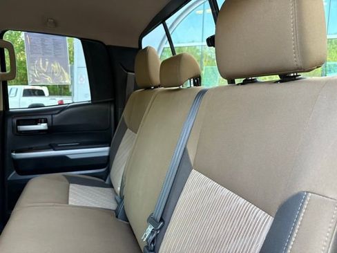 Used 2017 Toyota Tundra SR5 w/ SR5 Upgrade Package image 25