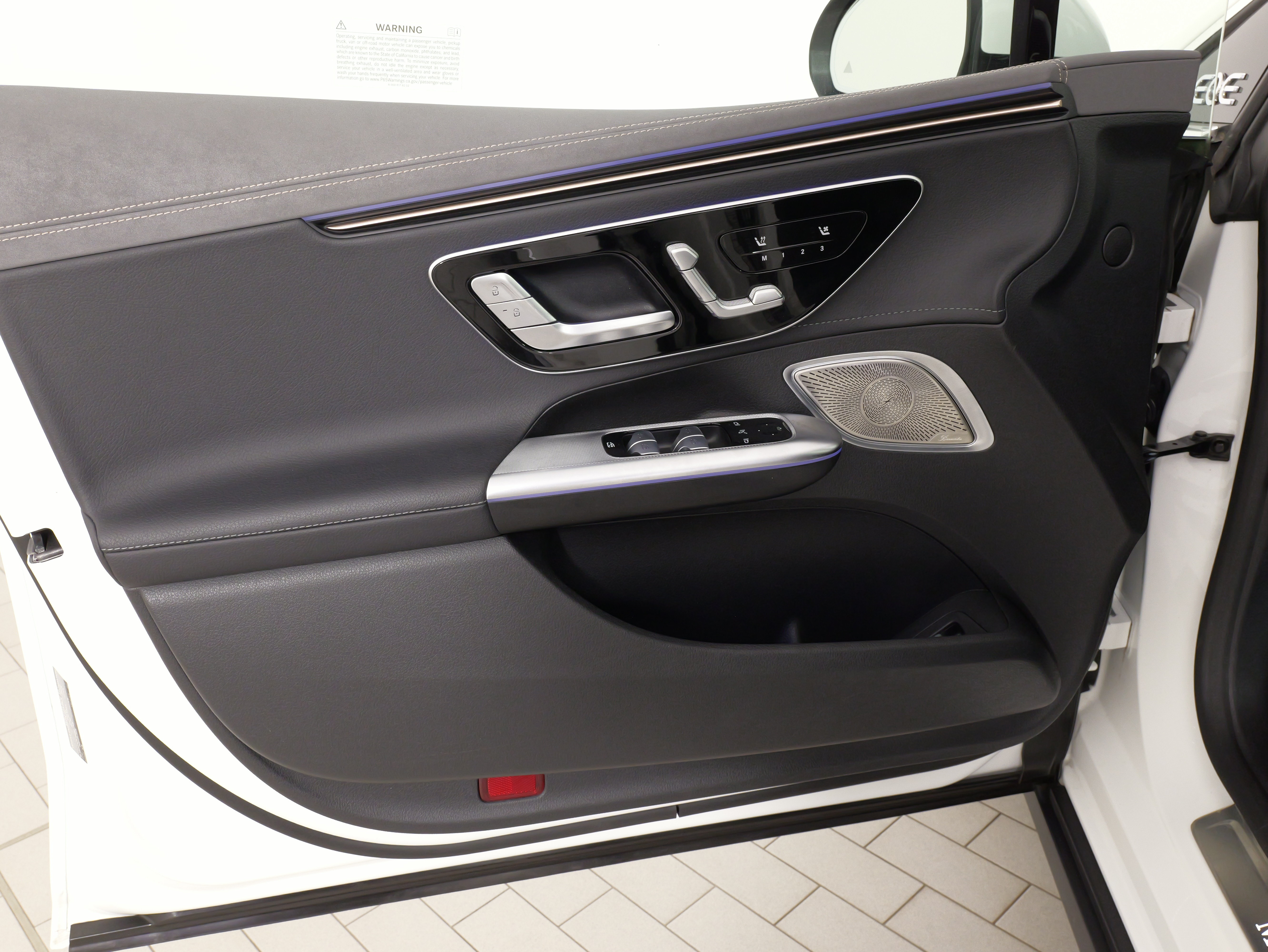 Used 2023 Mercedes-Benz EQE 350+ 4MATIC Sedan w/ Digital Light Package image 25