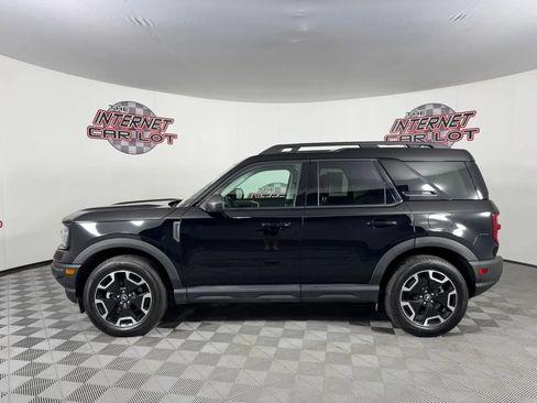 Used 2022 Ford Bronco Sport Outer Banks w/ Tech Package AWD/4WD image 4