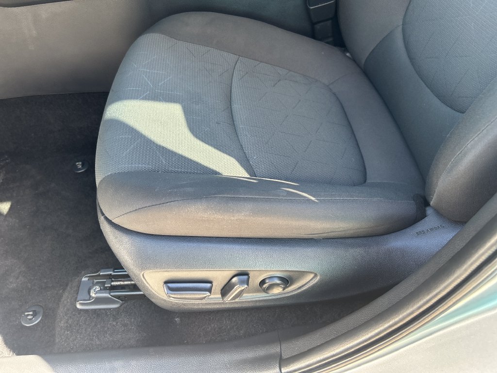 Certified 2025 Toyota RAV4 XLE AWD/4WD image 26